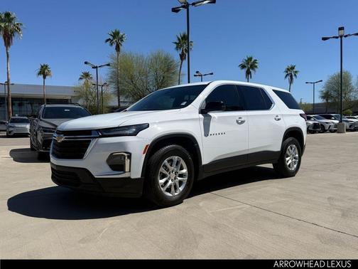 Summit White 2022 Chevrolet Traverse LS