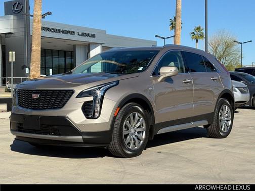 2022 Cadillac XT4 Premium Luxury