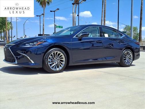 2025 Lexus ES 300h Luxury