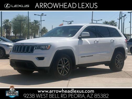Bright White Clearcoat 2018 Jeep Grand Cherokee Laredo E