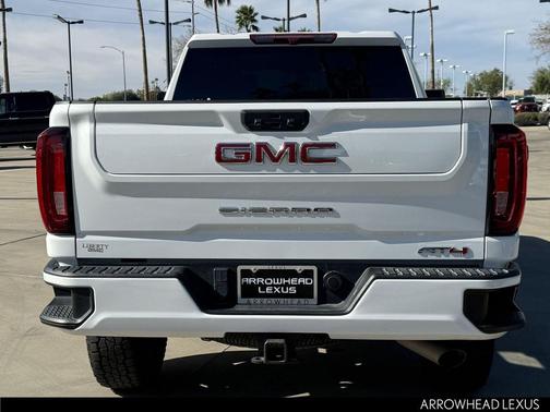 2023 GMC Sierra 2500 AT4