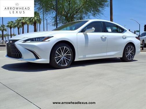 2025 Lexus ES 300h Base