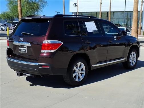 2011 Toyota Highlander SE