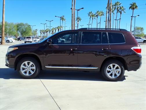2011 Toyota Highlander SE