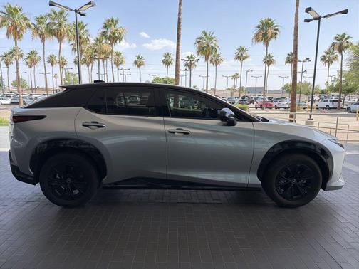 Iridium 2023 Lexus RZ 450e 450e Premium