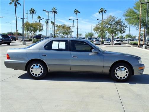 1995 Lexus LS 400 Base