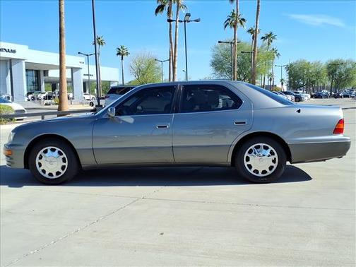1995 Lexus LS 400 Base