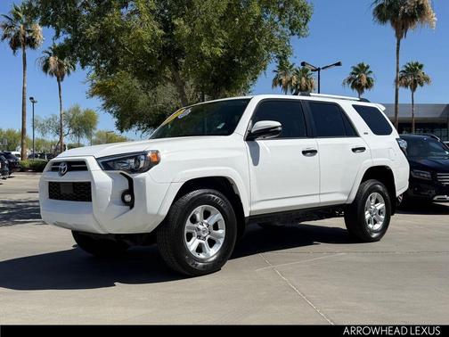 White 2022 Toyota 4Runner SR5 Premium