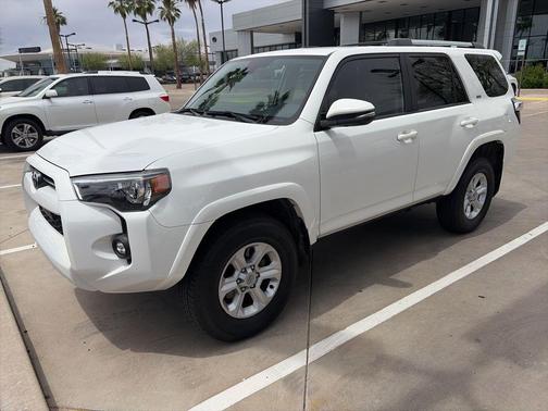 White 2022 Toyota 4Runner SR5 Premium