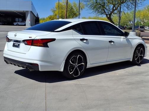 2024 Nissan Altima SR FWD