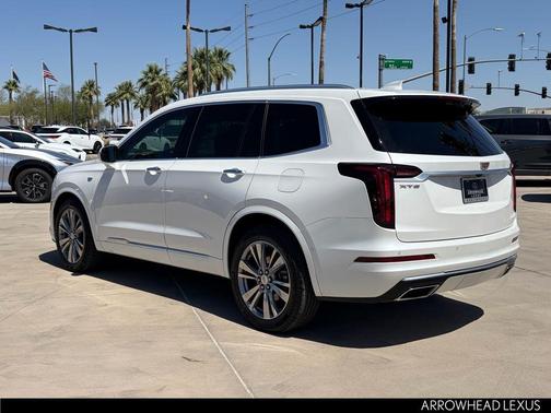 Crystal White Tricoat 2023 Cadillac XT6 Premium Luxury FWD