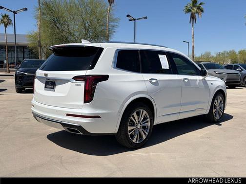 Crystal White Tricoat 2023 Cadillac XT6 Premium Luxury FWD
