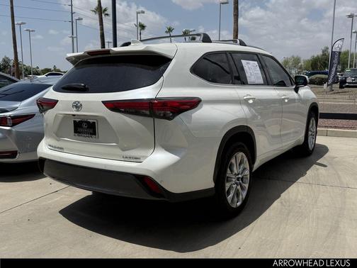 Blizzard Pearl 2020 Toyota Highlander Limited