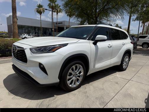 Blizzard Pearl 2020 Toyota Highlander Limited