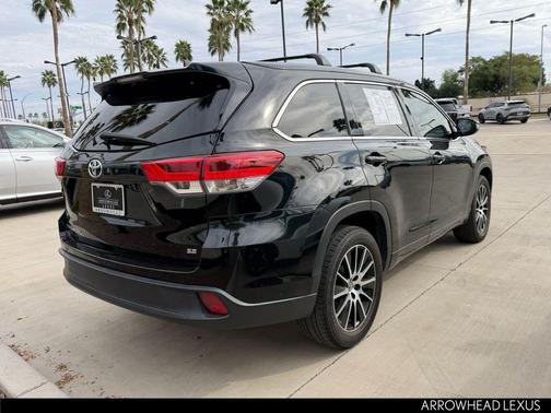 2018 Toyota Highlander SE