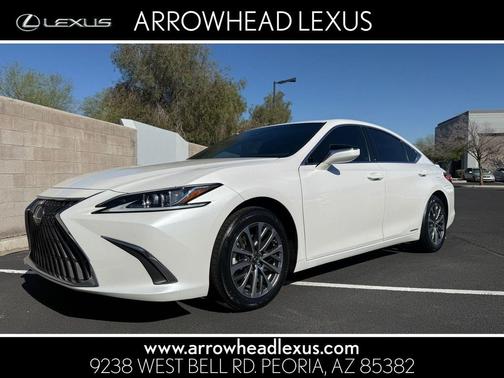 2022 Lexus ES 300h Base