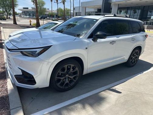 2024 Lexus TX 500h F SPORT Premium
