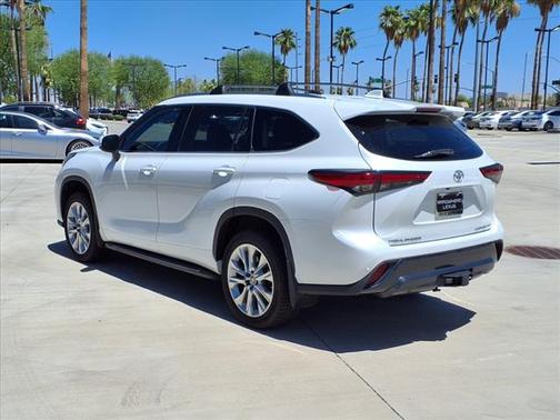 2022 Toyota Highlander Limited