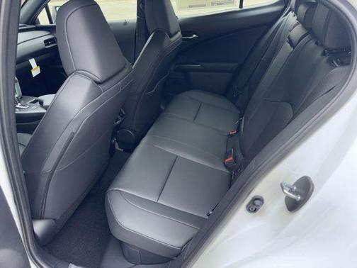 Ultra White/Obsidian 2026 Lexus UX 300h Base