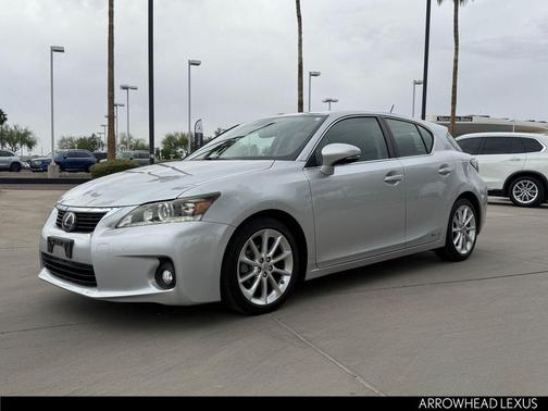 Silver Lining Metallic 2013 Lexus CT 200h Premium