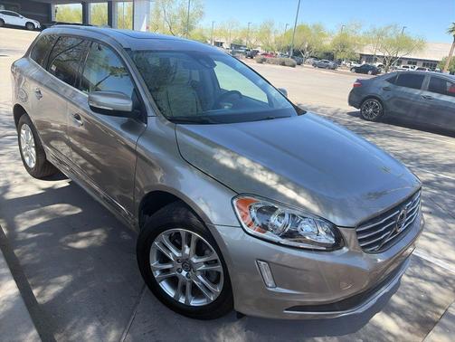Seashell Metallic 2015 Volvo XC60 T5 Premier