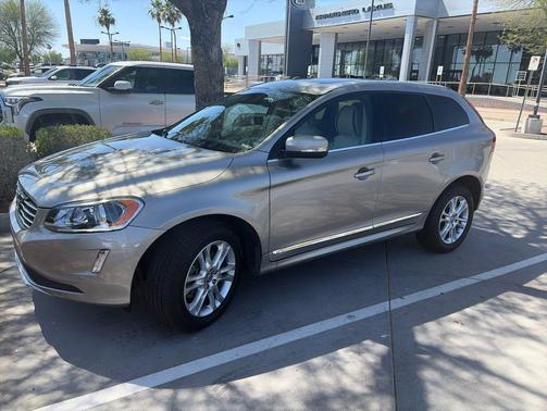 Seashell Metallic 2015 Volvo XC60 T5 Premier