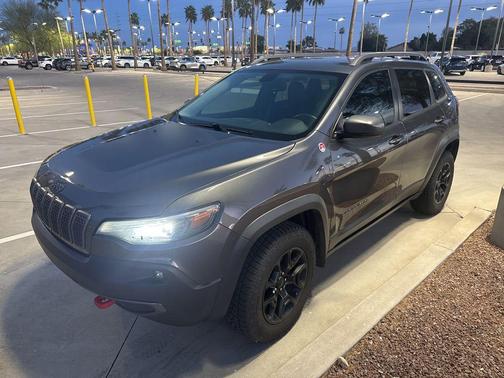 2019 Jeep Cherokee Trailhawk