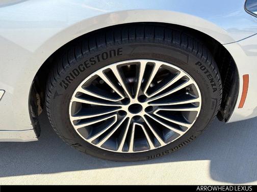 Glacier Silver Metallic 2019 BMW 530 530i