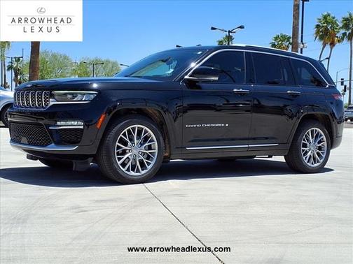 2022 Jeep Grand Cherokee Summit