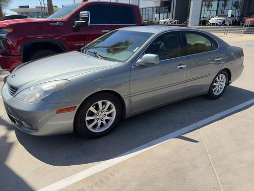 Gray 2002 Lexus ES 300 Base