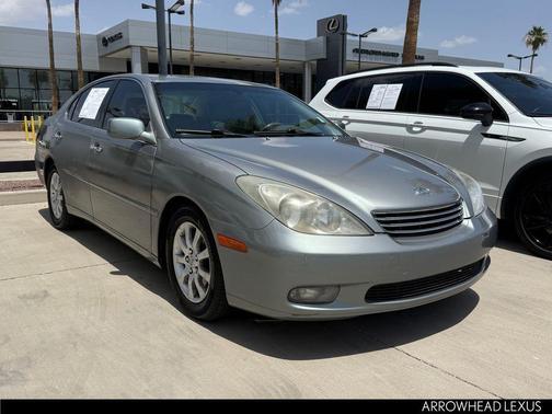 Gray 2002 Lexus ES 300 Base