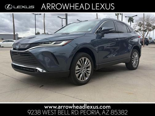 Coastal Gray Metallic 2024 Toyota Venza Limited SUV