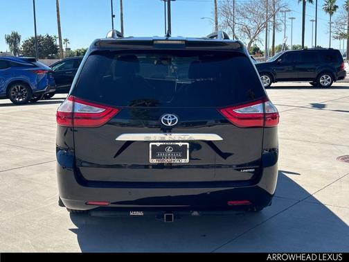 2019 Toyota Sienna Limited Premium