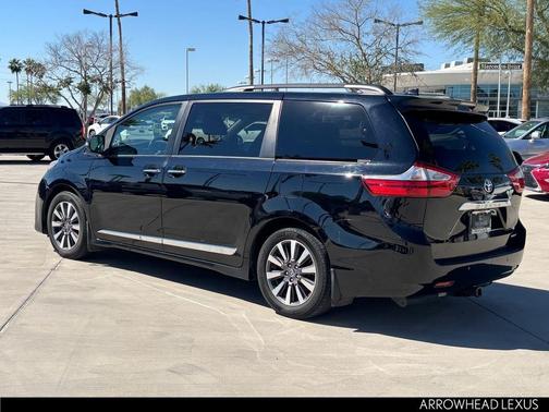 2019 Toyota Sienna Limited Premium