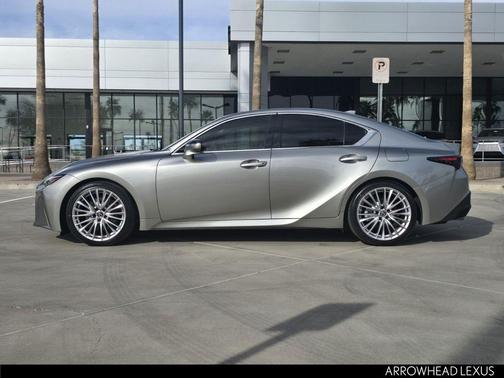 2022 Lexus IS 300 Base