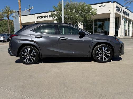 Cloudburst Gry 2026 Lexus UX 300h F SPORT Design