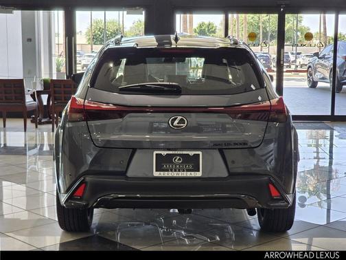 Cloudburst Gry 2026 Lexus UX 300h F SPORT Design
