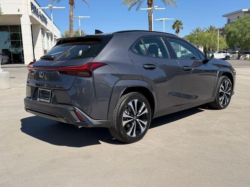 Cloudburst Gry 2026 Lexus UX 300h F SPORT Design