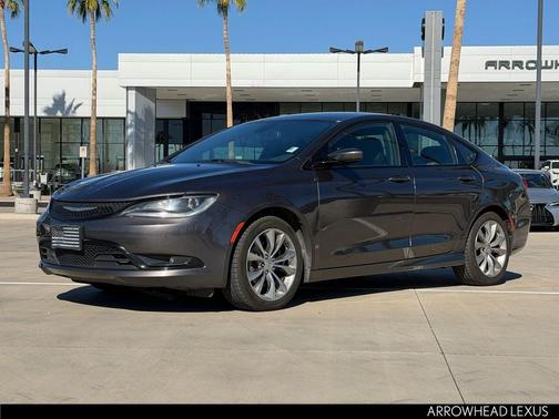 2015 Chrysler 200 S