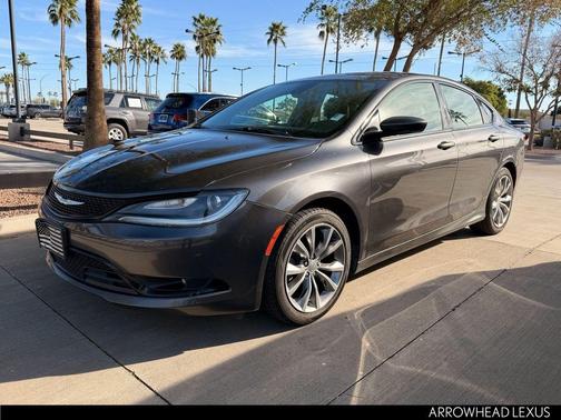 2015 Chrysler 200 S
