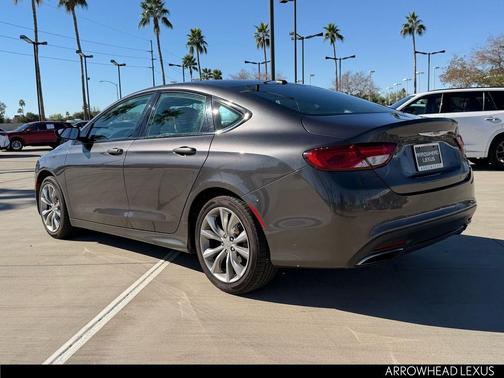 2015 Chrysler 200 S