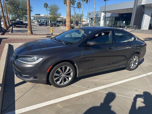 2015 Chrysler 200 S