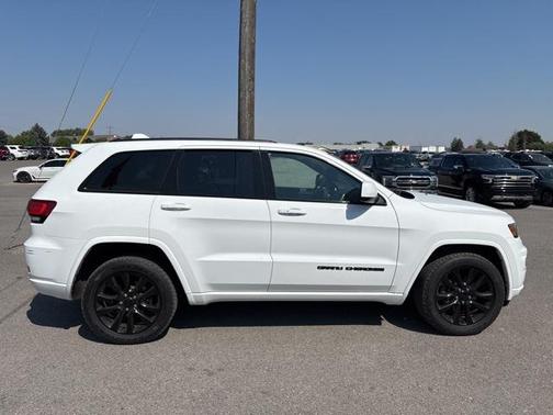 2018 Jeep Grand Cherokee Altitude