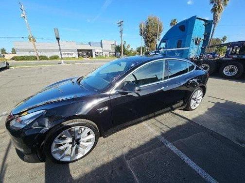 2020 Tesla Model 3 Long Range