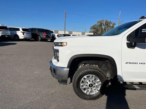 2024 Chevrolet Silverado 2500 LT