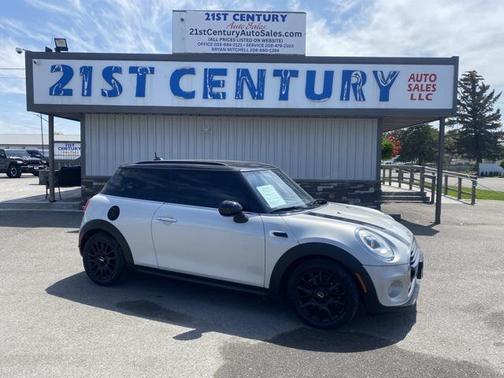 2016 MINI Hardtop Cooper