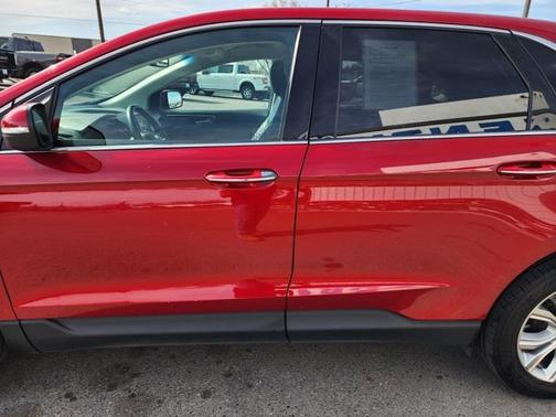 2023 Ford Edge Titanium