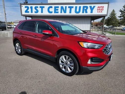2023 Ford Edge Titanium