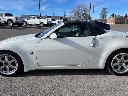 2004 Nissan 350Z Touring