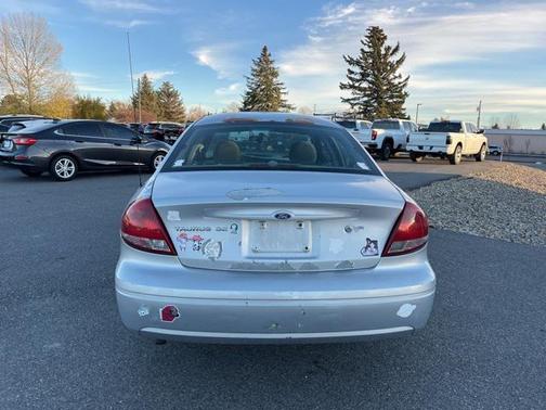 2006 Ford Taurus SE